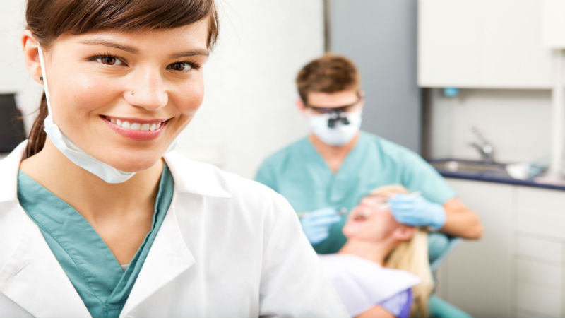 Things to Consider When Looking for a Family Dentist Near River North